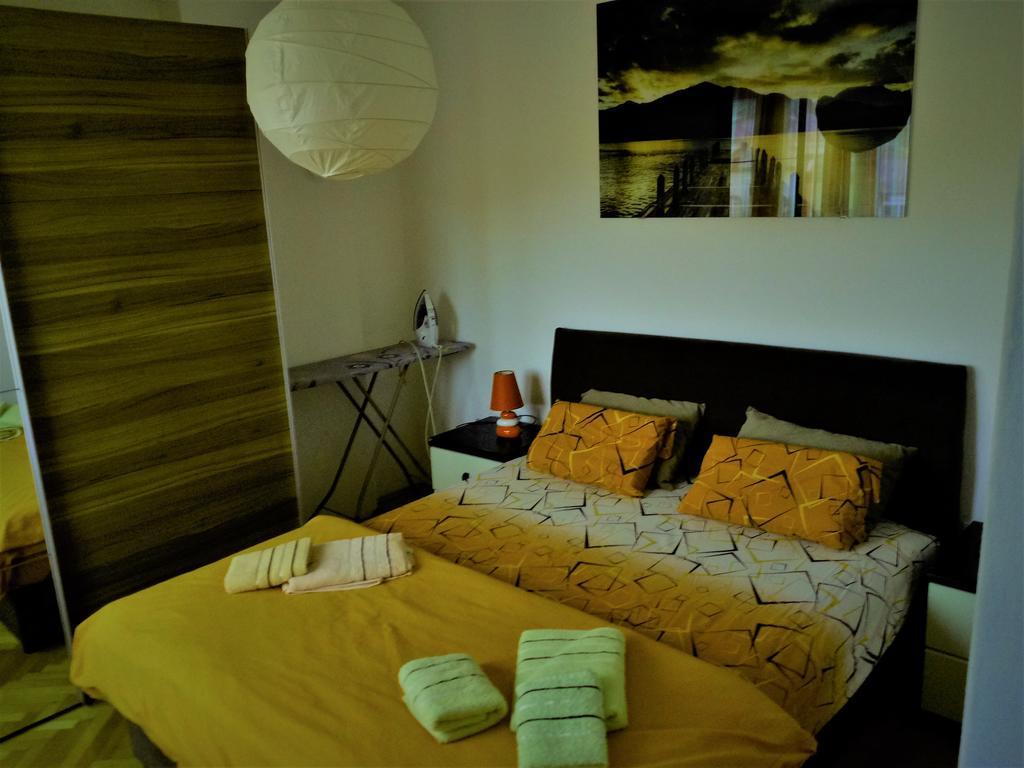 Apartment Tea Τσέτινιε Εξωτερικό φωτογραφία