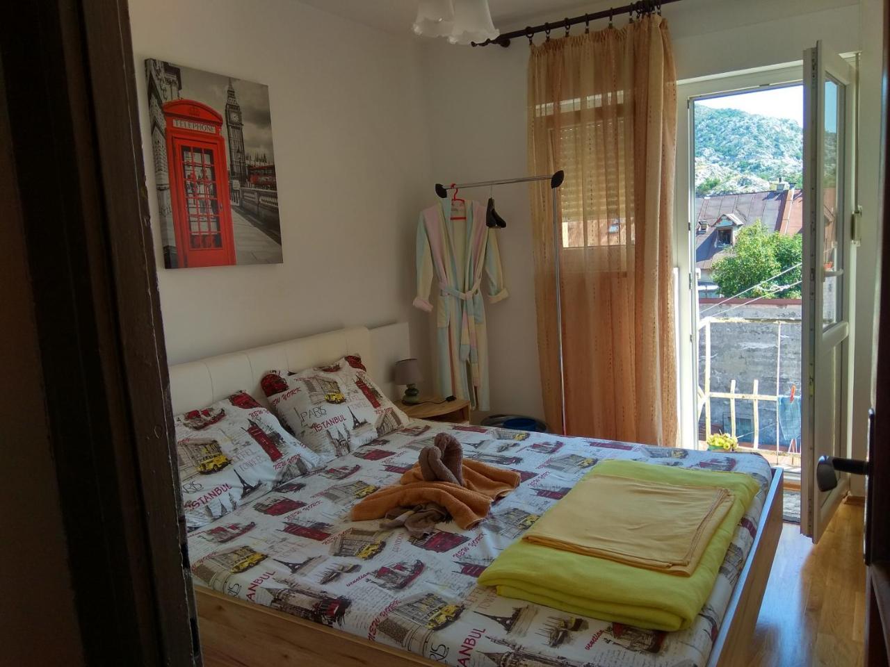 Apartment Tea Τσέτινιε Εξωτερικό φωτογραφία