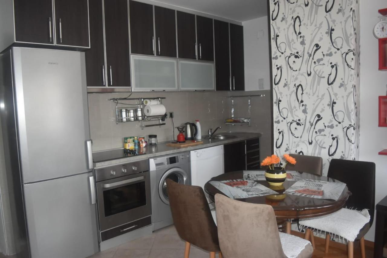 Apartment Tea Τσέτινιε Εξωτερικό φωτογραφία